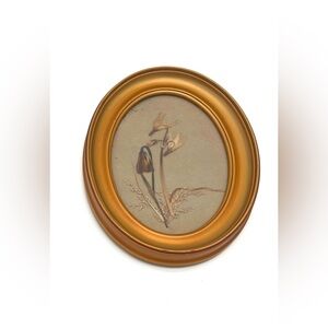 Vtg Dried/Pressed Flowers In Oval Frame Wall Hang Gold Frame 9”x7” Cottagecore
